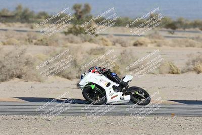 media/Dec-07-2025-CVMA (Sun) [[3e7d2de5dc]]/Race 9-Formula UL Shootout/